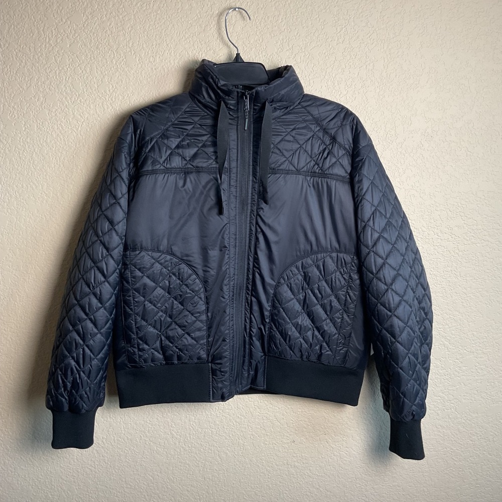 Bass Outdoor Womens Small Black‎ Quilted Trim Zip Up Bomber Jacket Winter NWT